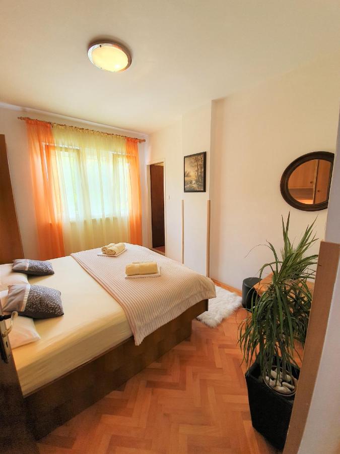 Apartments Angela Kampor Extérieur photo