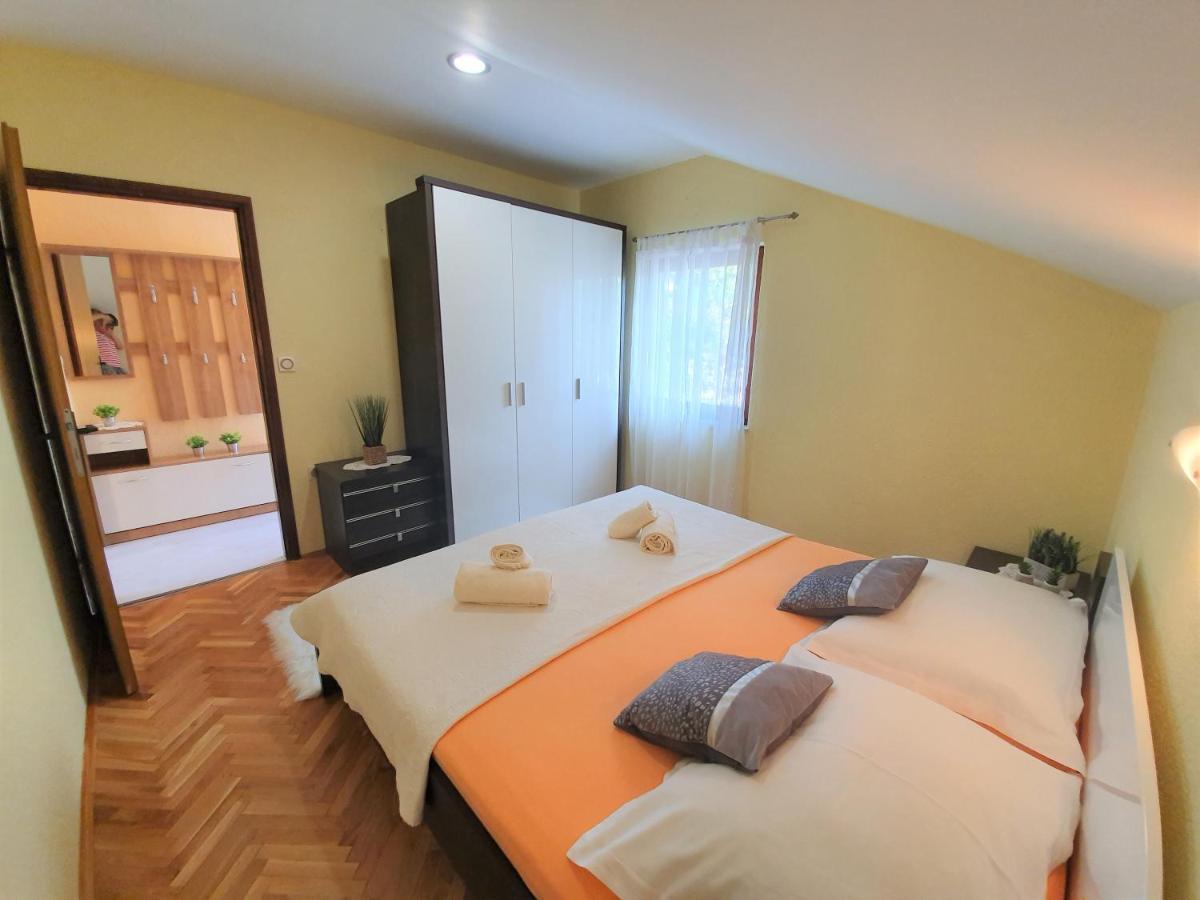 Apartments Angela Kampor Extérieur photo