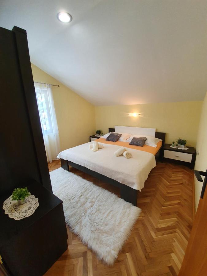 Apartments Angela Kampor Extérieur photo